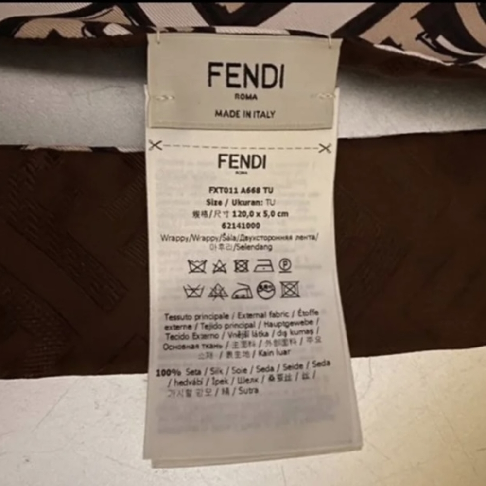Fendi - Picture 4 of 15